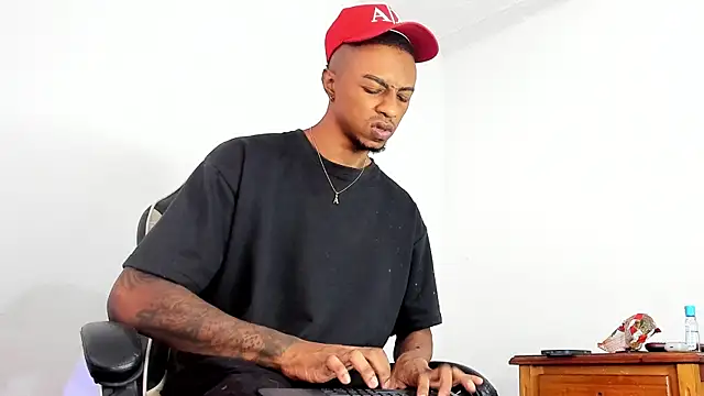 YeremiBrowm online show from 02-24-25, 08:36