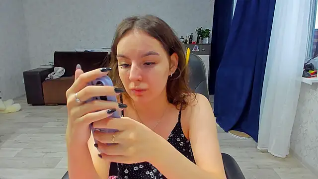 Snapshot of c_arina_x chatting on 02-02-25, 05:10 c arina x online show from 02-02-25, 05:10