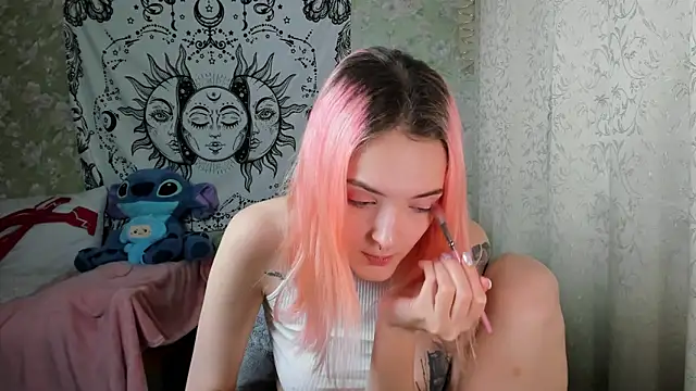 Snapshot of Cutie_Adelia chatting on 01-28-25, 10:12 Cutie Adelia online show from 01-28-25, 10:12