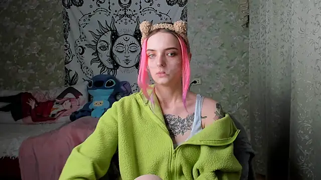 Snapshot of Cutie_Adelia chatting on 03-06-25, 12:30 Cutie Adelia online show from 03-06-25, 12:30