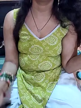 Snapshot of Diya_143 chatting on 05-10-26, 08:19 Diya 143 online show from 05-10-26, 08:19