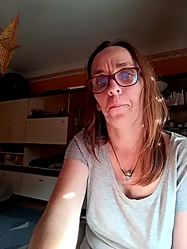 Dettybitch40 online show from 09-13-25, 03:12