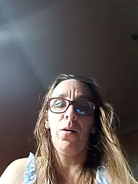 Dettybitch40 online show from 10-15-25, 06:52