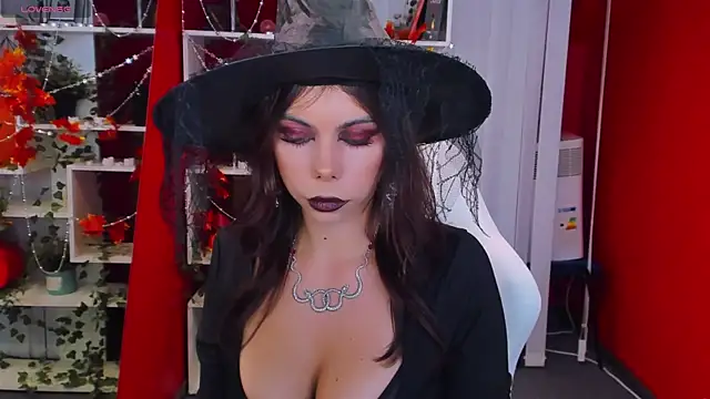 KateCloud online show from 10-31-25, 05:03