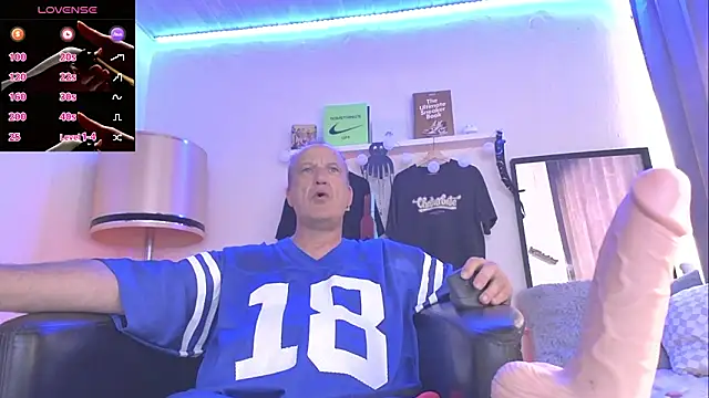 Snapshot of openminddaddy chatting on 03-15-25, 04:32 openminddaddy online show from 03-15-25, 04:32