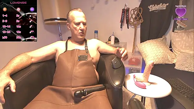 Snapshot of openminddaddy chatting on 09-12-25, 04:56 openminddaddy online show from 09-12-25, 04:56