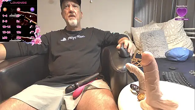 Snapshot of openminddaddy chatting on 11-08-25, 06:24 openminddaddy online show from 11-08-25, 06:24