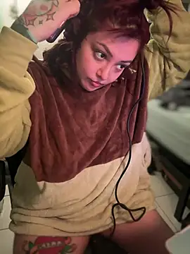 Snapshot of nativepumpkin95 chatting on 06-15-26, 09:17 nativepumpkin95 online show from 06-15-26, 09:17