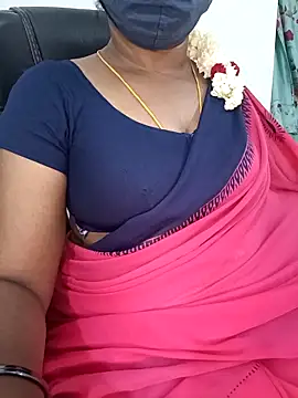 Snapshot of Tamil-hotwife chatting on 04-30-26, 05:30 Tamil-hotwife online show from 04-30-26, 05:30