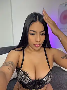 Snapshot of Sara_mocca_ chatting on 04-25-26, 04:59 Sara mocca online show from 04-25-26, 04:59