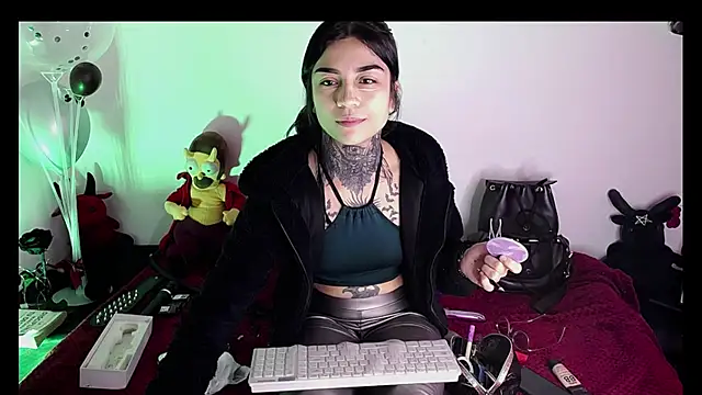 Snapshot of Ardat_Lili69 chatting on 08-05-26, 03:26 Ardat Lili69 online show from 08-05-26, 03:26