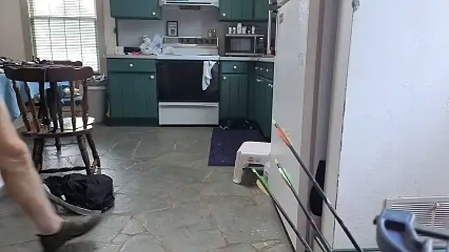 Snapshot of CDforU chatting on 10-14-25, 02:40 CDforU online show from 10-14-25, 02:40