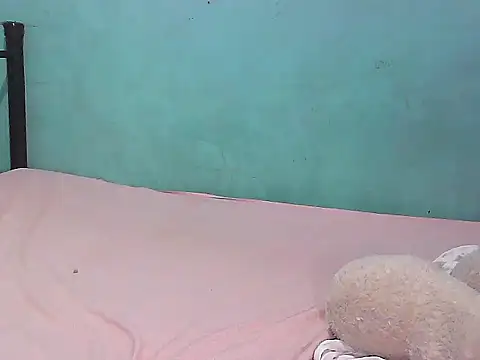 lexilicious 69 online show from 05-16-26, 05:04