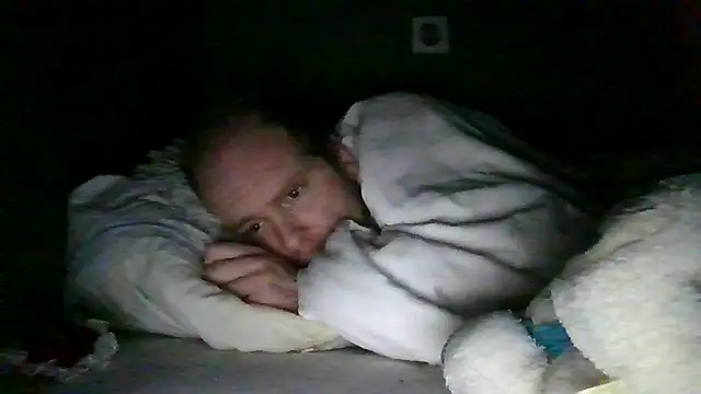 Snapshot of Janssen88 chatting on 12-17-25, 03:01 Janssen88 online show from 12-17-25, 03:01