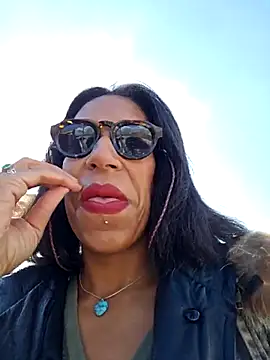 Goldenlace online show from 03-12-25, 10:37