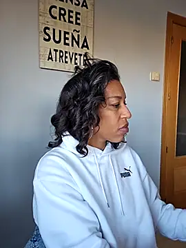 Goldenlace online show from 11-26-25, 10:05