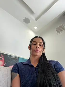 Snapshot of karlyn_angels chatting on 06-19-26, 07:39 karlyn angels online show from 06-19-26, 07:39