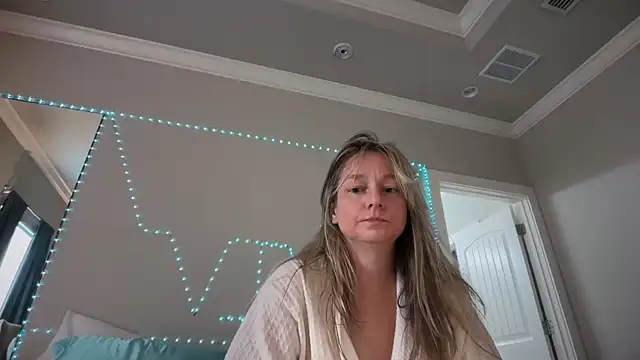 Vivian MayXxX online show from 04-02-26, 07:22