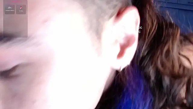 Snapshot of mercurio_hot chatting on 10-21-25, 03:35 mercurio hot online show from 10-21-25, 03:35