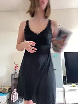 Daisy Michto Officiel online show from 03-06-25, 03:02