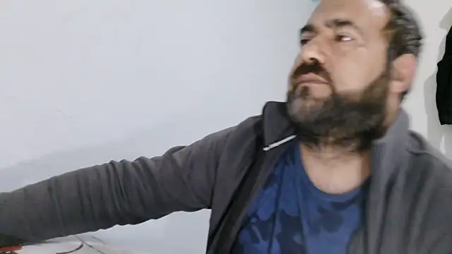 ZYXEL353 online show from 04-01-26, 02:03