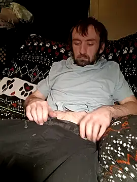 Snapshot of ShadowyTube chatting on 12-25-24, 07:57 ShadowyTube online show from 12-25-24, 07:57