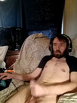 Snapshot of ShadowyTube chatting on 02-08-25, 09:57 ShadowyTube online show from 02-08-25, 09:57