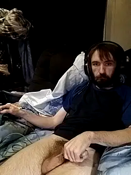 Snapshot of ShadowyTube chatting on 02-12-25, 09:20 ShadowyTube online show from 02-12-25, 09:20