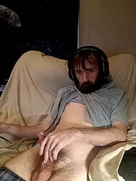 Snapshot of ShadowyTube chatting on 03-21-25, 05:21 ShadowyTube online show from 03-21-25, 05:21