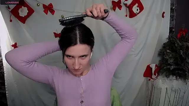 Snapshot of MaryEm976 chatting on 01-14-25, 11:53 MaryEm976 online show from 01-14-25, 11:53