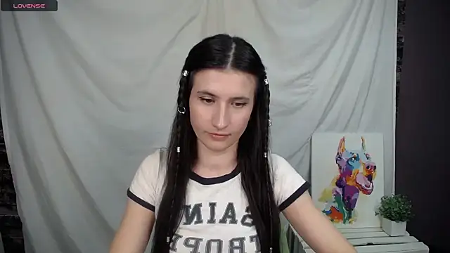 Snapshot of MaryEm976 chatting on 03-09-25, 09:35 MaryEm976 online show from 03-09-25, 09:35