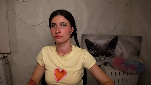 Snapshot of MaryEm976 chatting on 05-25-26, 09:15 MaryEm976 online show from 05-25-26, 09:15