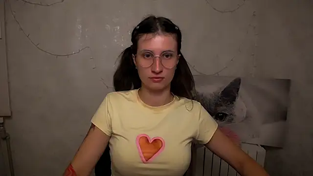 Snapshot of MaryEm976 chatting on 07-05-26, 05:25 MaryEm976 online show from 07-05-26, 05:25
