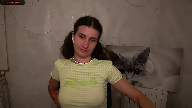 Snapshot of MaryEm976 chatting on 07-20-26, 10:39 MaryEm976 online show from 07-20-26, 10:39