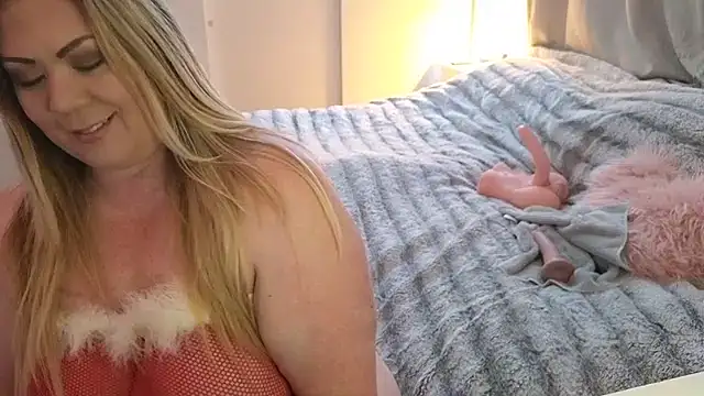 JESS LOVES online show from 12-21-24, 03:53