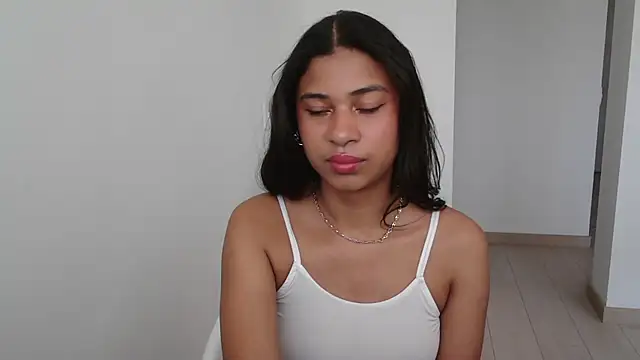 Snapshot of dark_enchantress_ chatting on 01-04-25, 05:05 dark enchantress online show from 01-04-25, 05:05