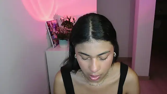 Snapshot of dark_enchantress_ chatting on 01-09-25, 11:34 dark enchantress online show from 01-09-25, 11:34