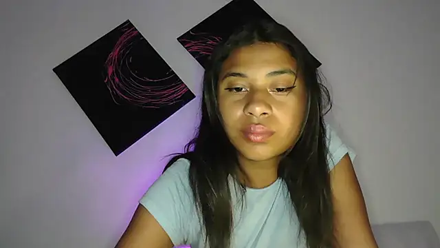 Snapshot of dark_enchantress_ chatting on 10-19-25, 08:53 dark enchantress online show from 10-19-25, 08:53