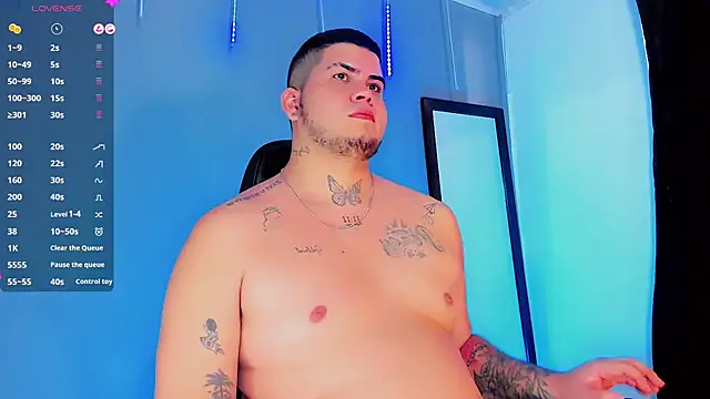 Snapshot of Thomas_chubbyxhot chatting on 12-29-24, 08:04 Thomas chubbyxhot online show from 12-29-24, 08:04