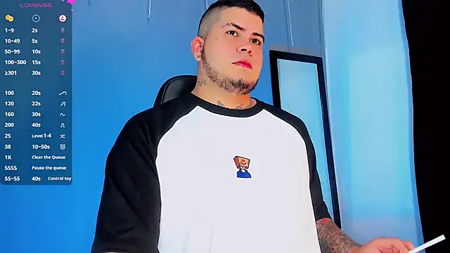 Snapshot of Thomas_chubbyxhot chatting on 01-04-25, 07:03 Thomas chubbyxhot online show from 01-04-25, 07:03