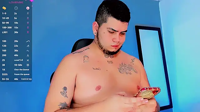 Snapshot of Thomas_chubbyxhot chatting on 01-12-25, 07:53 Thomas chubbyxhot online show from 01-12-25, 07:53