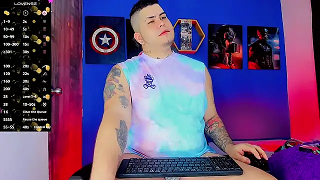 Snapshot of Thomas_chubbyxhot chatting on 09-12-25, 06:24 Thomas chubbyxhot online show from 09-12-25, 06:24