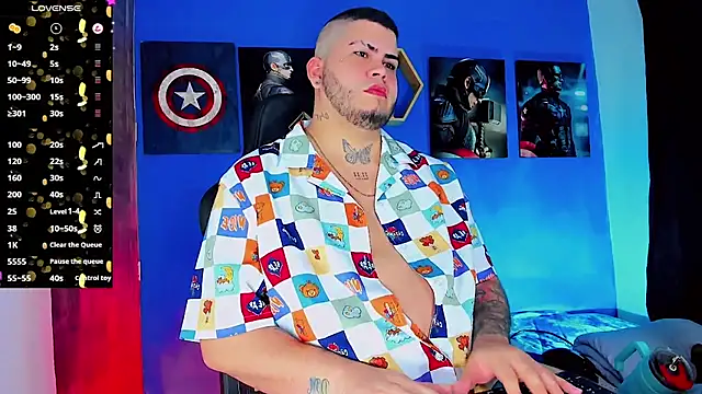 Snapshot of Thomas_chubbyxhot chatting on 10-24-25, 12:19 Thomas chubbyxhot online show from 10-24-25, 12:19