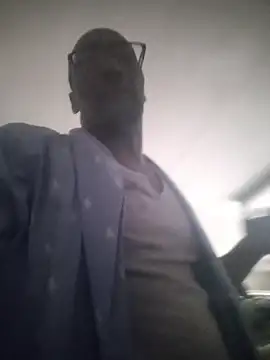 Snapshot of PartyAnimalfreak chatting on 12-05-25, 03:41 PartyAnimalfreak online show from 12-05-25, 03:41