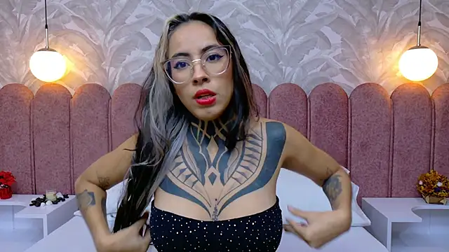 NicoleBlum online show from 01-23-25, 12:41