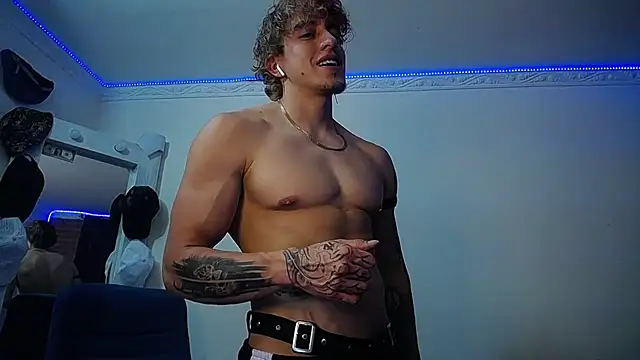 strongboy  online show from 03-17-25, 01:24