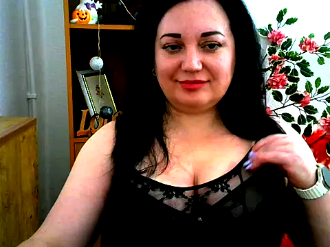 AmanaGi online show from 11-21-25, 03:22