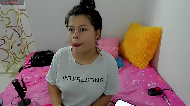 sweetnia online show from 12-27-24, 09:43