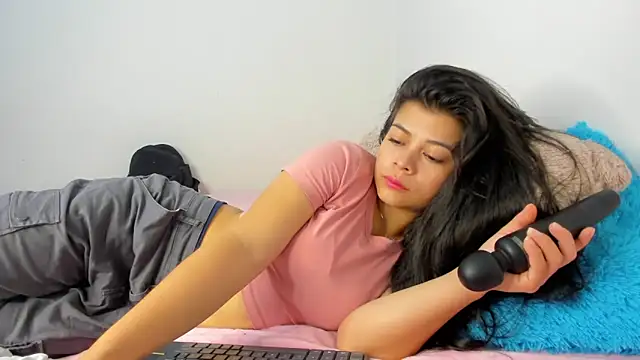 sweetnia online show from 10-16-25, 01:45