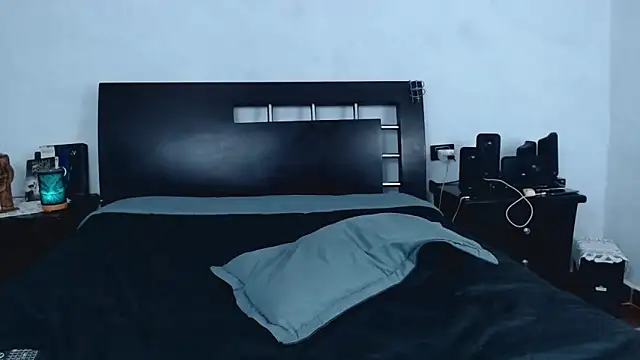 AikoTailor online show from 12-11-24, 01:28